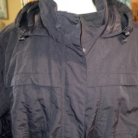 Eddie Bauer black raincoat 2XL - Picture 2 of 9